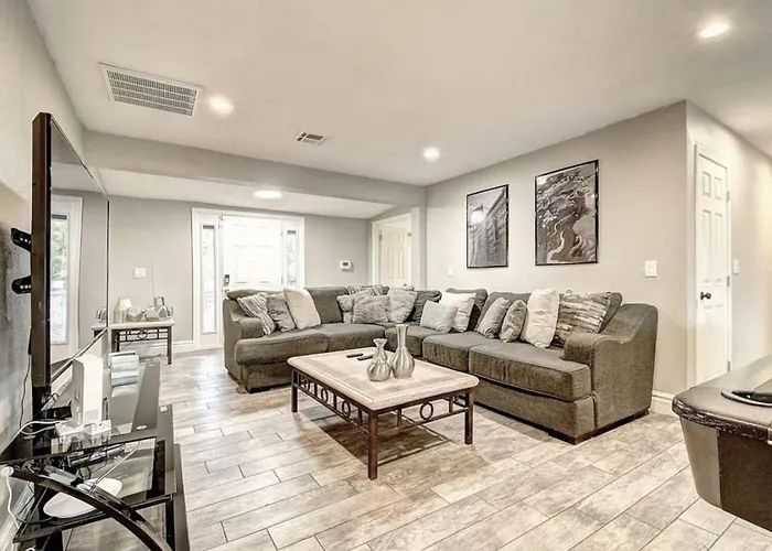 Ferienhaus Massive 19br Estate Private Pool And Hot Tub Sleeps 32 Pet-friendly Phoenix