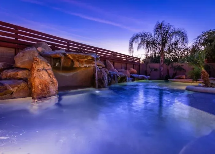 Ferienhaus Massive 19br Estate Private Pool And Hot Tub Sleeps 32 Pet-friendly *