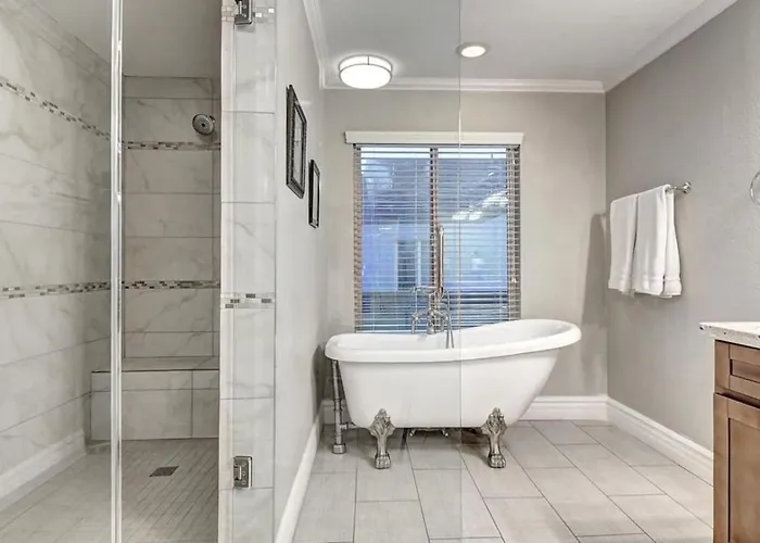 Ferienhaus Massive 19br Estate Private Pool And Hot Tub Sleeps 32 Pet-friendly Phoenix