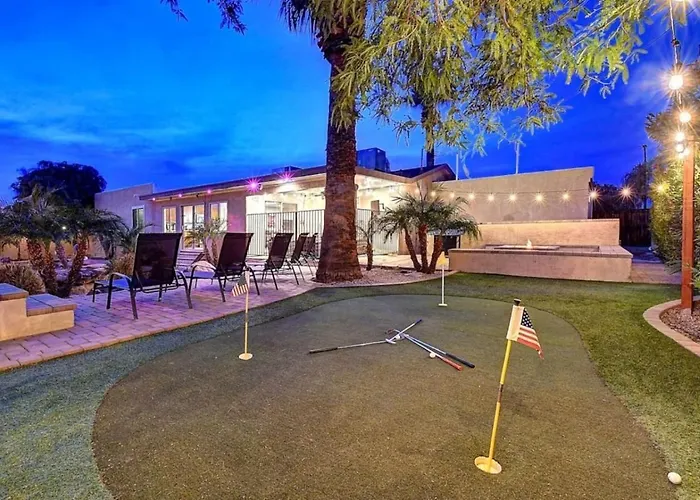 Massive 19br Estate Private Pool And Hot Tub Sleeps 32 Pet-friendly * Phoenix