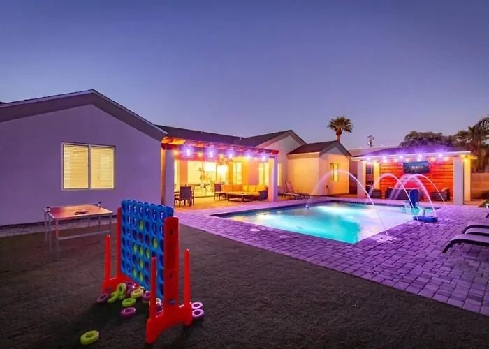 Ferienhaus Massive 19br Estate Private Pool And Hot Tub Sleeps 32 Pet-friendly *